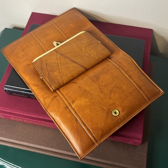 Vintage 1970s Di Lido Genuine Cowhide Leather Caramel Brown Checkbook Wallet - Picture 13 of 14